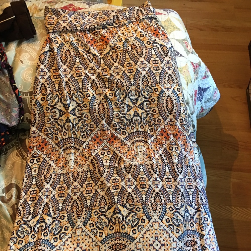 Maxi skirt